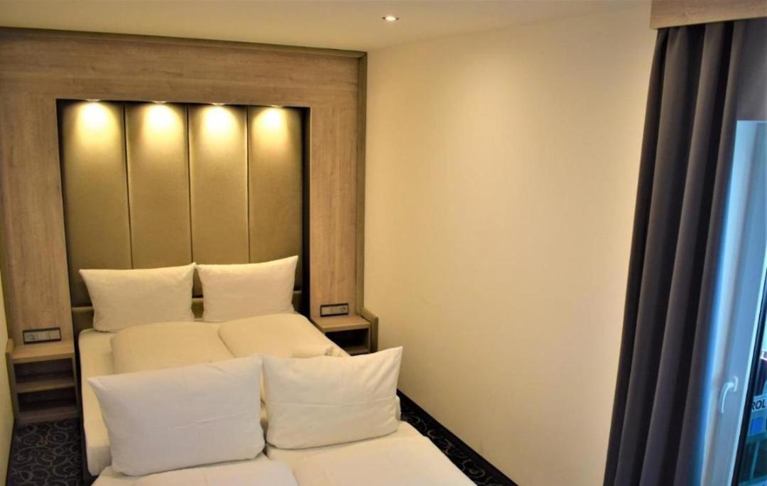 Hotel Business Bay Das Ehemalige Staycation Hotel Sindelfingen Exterior foto